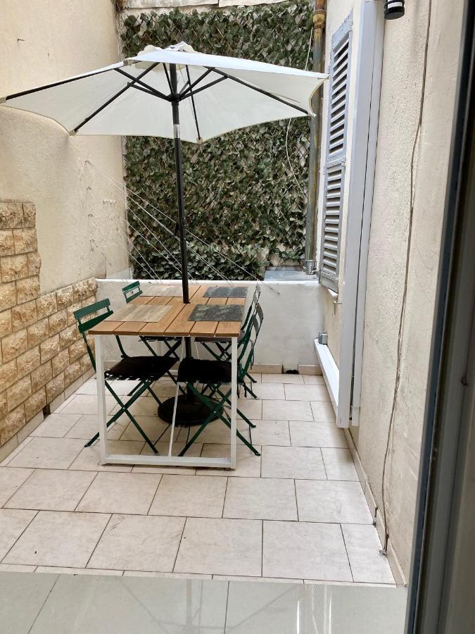 Appartement 2 Chambres - Suquet, Terrasse Et Parking Cannes Exterior foto