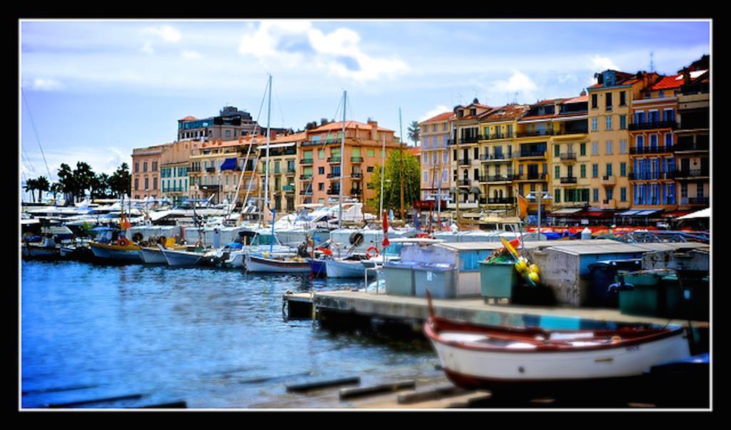 Appartement 2 Chambres - Suquet, Terrasse Et Parking Cannes Quarto foto